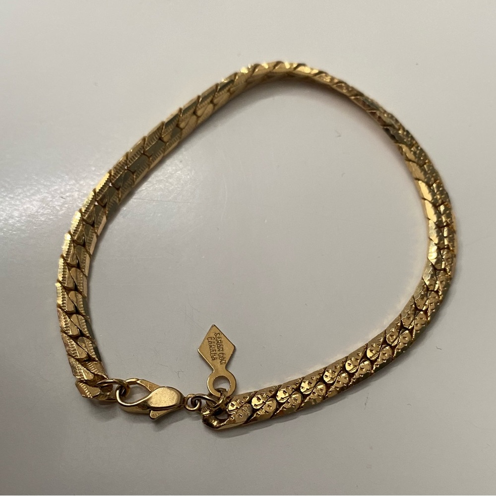 Vintage Sarah Coventry gold bracelet